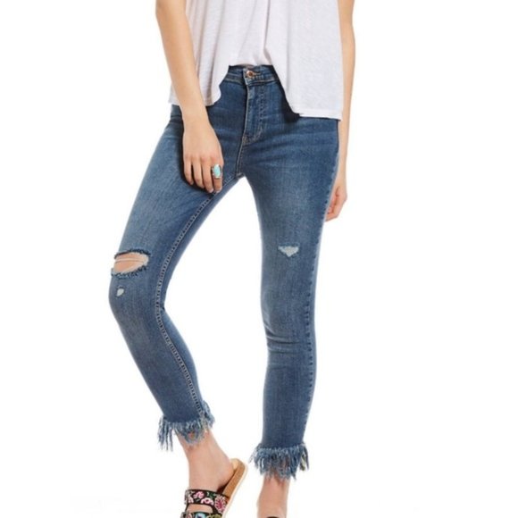 Free People Denim - Free People Great Heights Frayed Hem Distressed Skinny Jeans Size 30